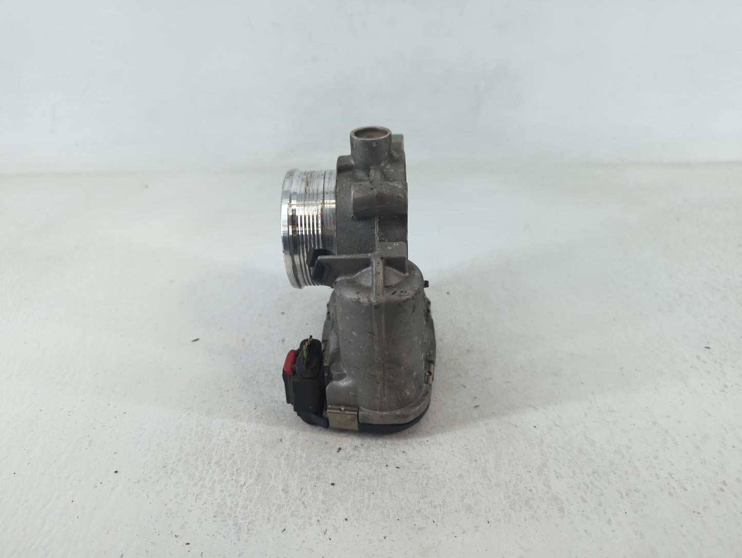 2014-2018 Ford Focus Throttle Body P/N:DS7E-9F991-BB Fits Fits 2014 2015 2016 2017 2018 2019 2020 2021 2022 OEM Used Auto Pa