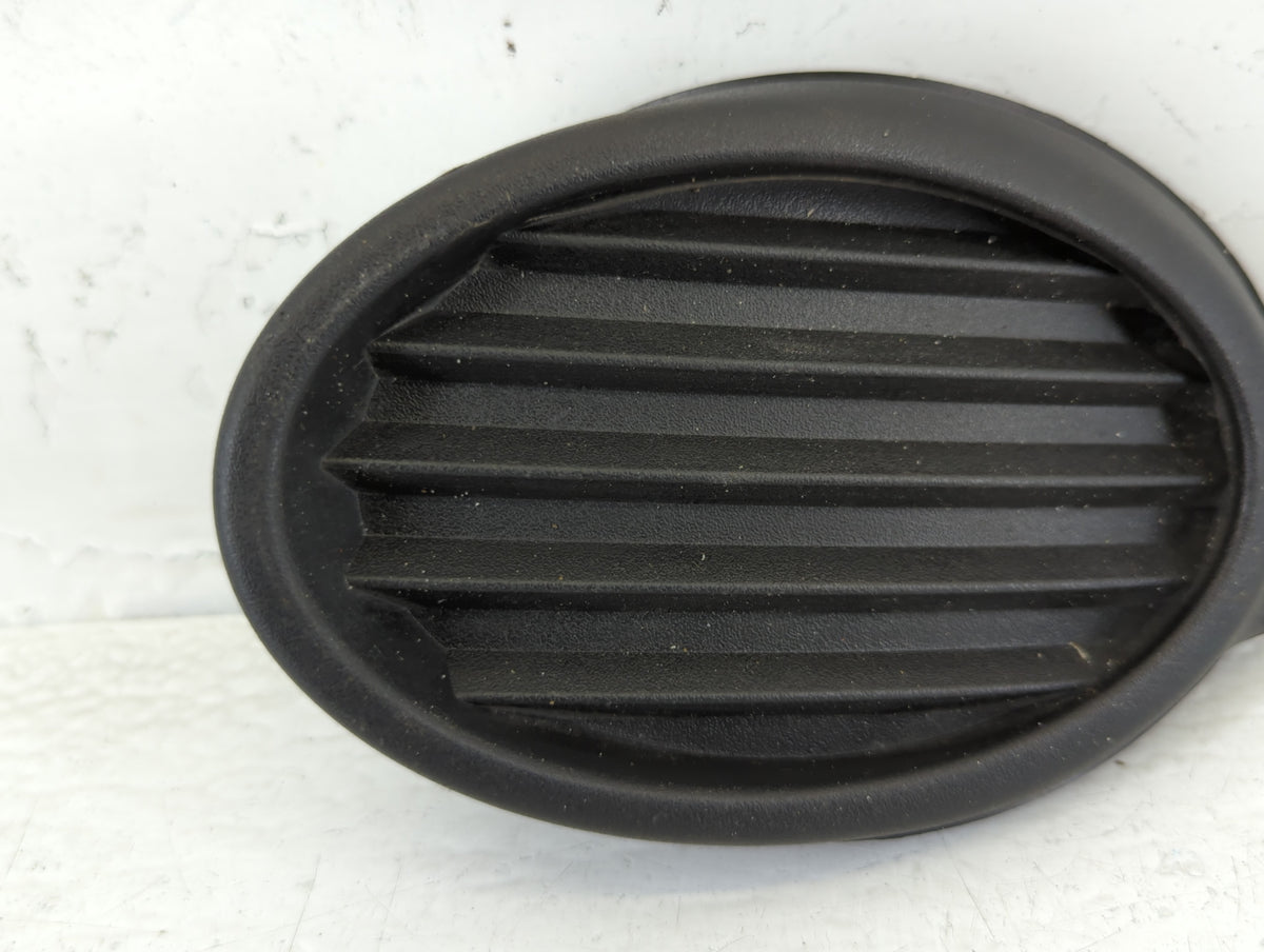 2014 Ford Focus Fog Light Molding Cover OEM - Oemusedautoparts1.com