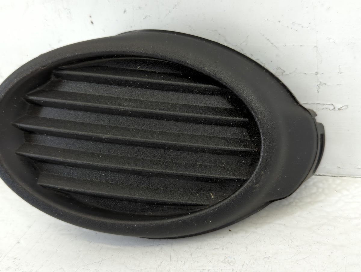 2014 Ford Focus Fog Light Molding Cover OEM - Oemusedautoparts1.com