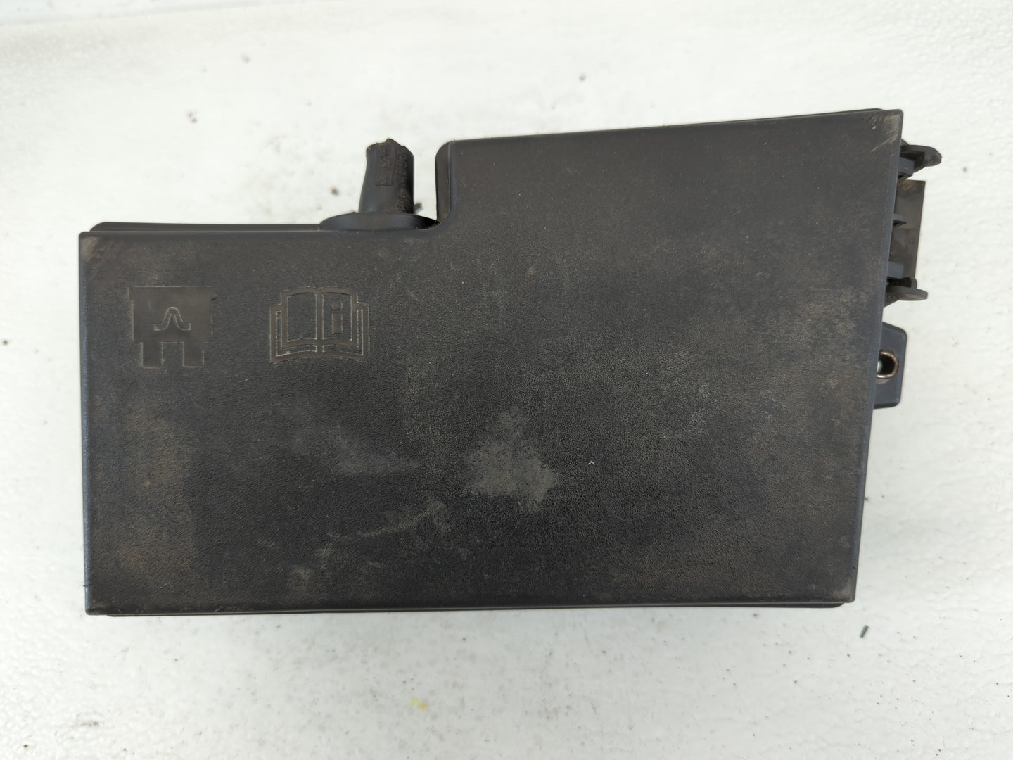 2012-2014 Ford Focus Fusebox Fuse Box Panel Relay Module P/N:AV6T-14A067-AD Fits Fits 2012 2013 2014 OEM Used Auto Parts - O