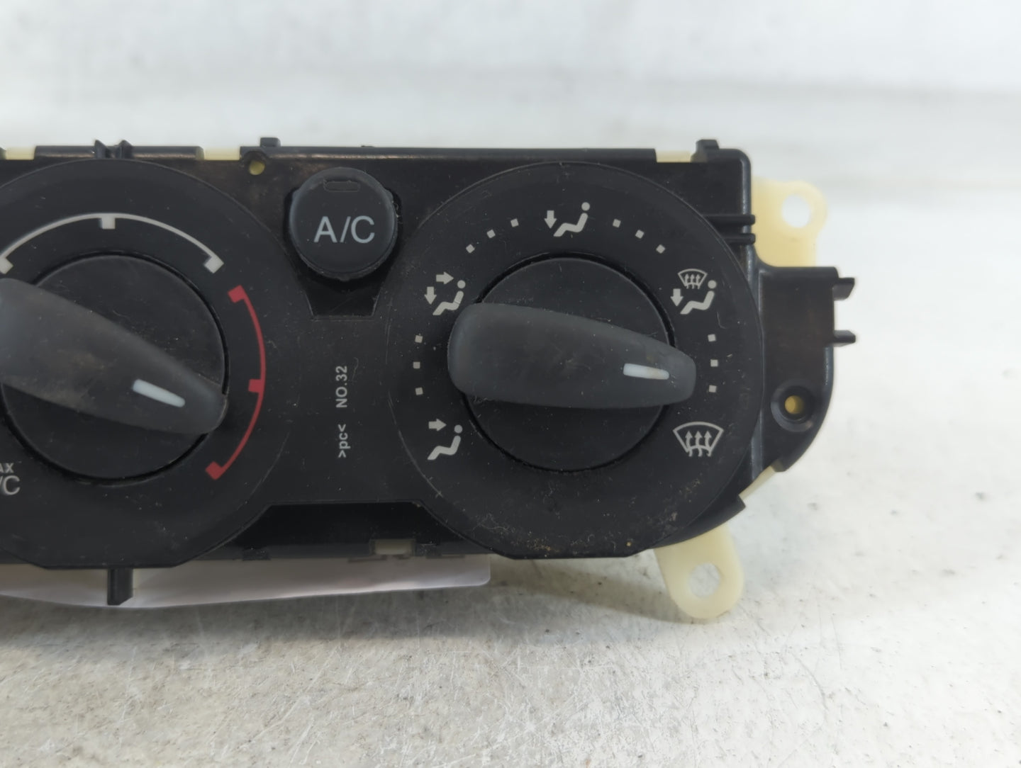 2013-2014 Ford Focus Climate Control Module Temperature AC/Heater Replacement P/N:CM5T-19980-AF Fits Fits 2013 2014 OEM Used