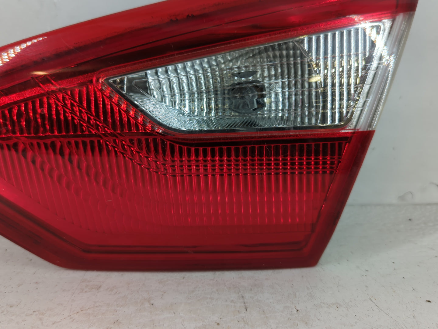 2012-2014 Ford Focus Tail Light Assembly Driver Left OEM P/N:BM51-13A602-CG C346 Fits Fits 2012 2013 2014 OEM Used Auto Part