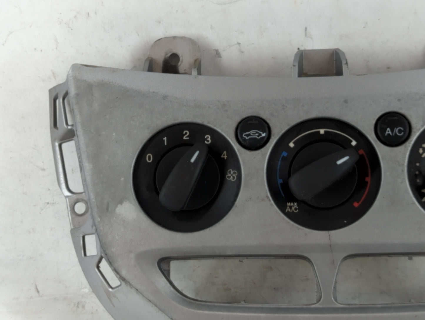 2013-2014 Ford Focus Climate Control Module Temperature AC/Heater Replacement P/N:CM5T-19980-AF Fits Fits 2013 2014 OEM Used