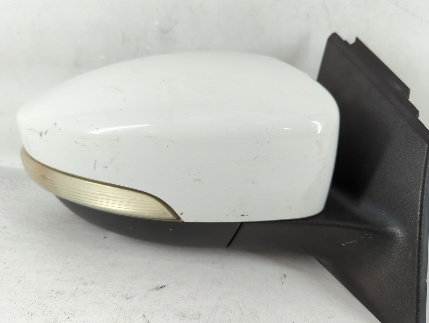 2014 Ford Focus Passenger Side View Mirror - Right Door Mirror OEM Used - Oemusedautoparts1.com