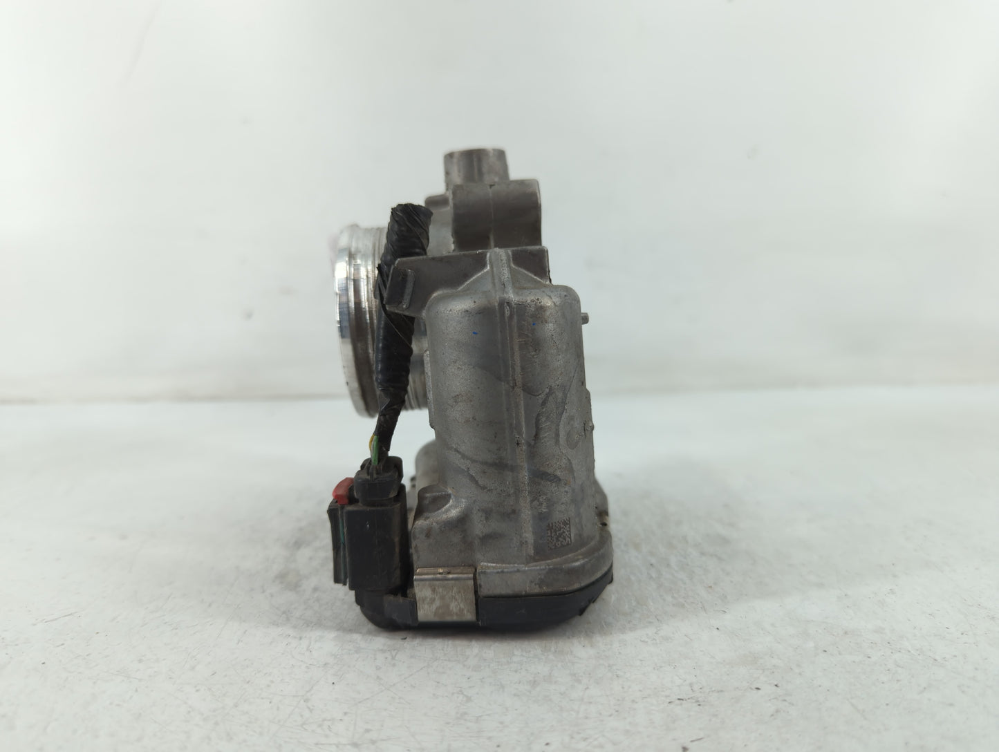 2014-2018 Ford Focus Throttle Body P/N:DS7E-9F991-BB Fits Fits 2014 2015 2016 2017 2018 2019 2020 2021 2022 OEM Used Auto Pa