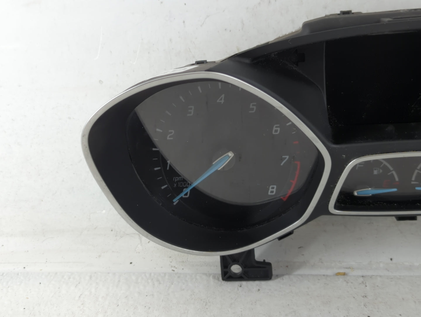 2013-2014 Ford Focus Instrument Cluster Speedometer Gauges P/N:CM5T-10849-CTG Fits Fits 2013 2014 OEM Used Auto Parts - Oemu