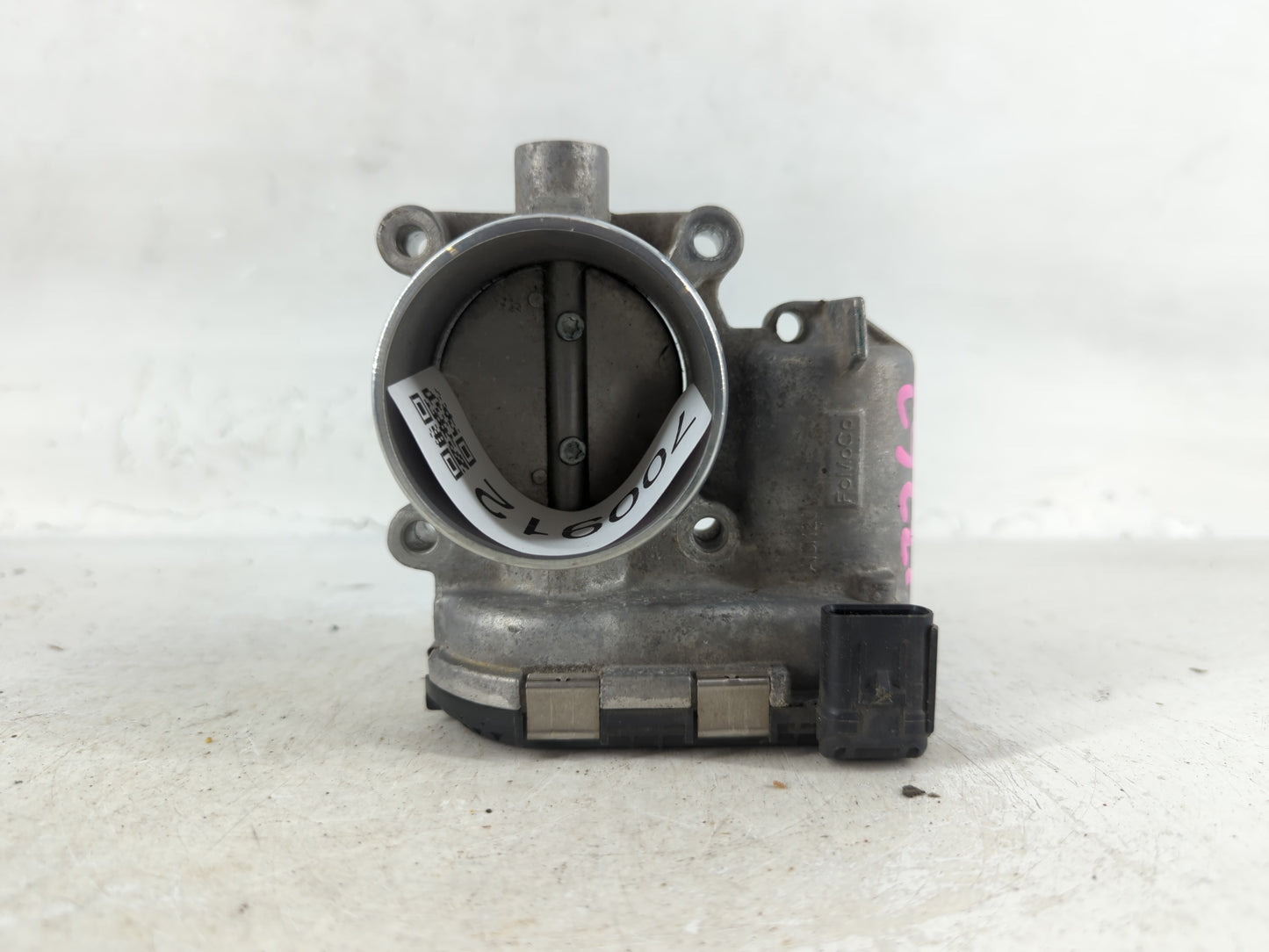 2014-2018 Ford Focus Throttle Body P/N:DS7E-9F991-BB Fits Fits 2014 2015 2016 2017 2018 2019 2020 2021 2022 OEM Used Auto Pa