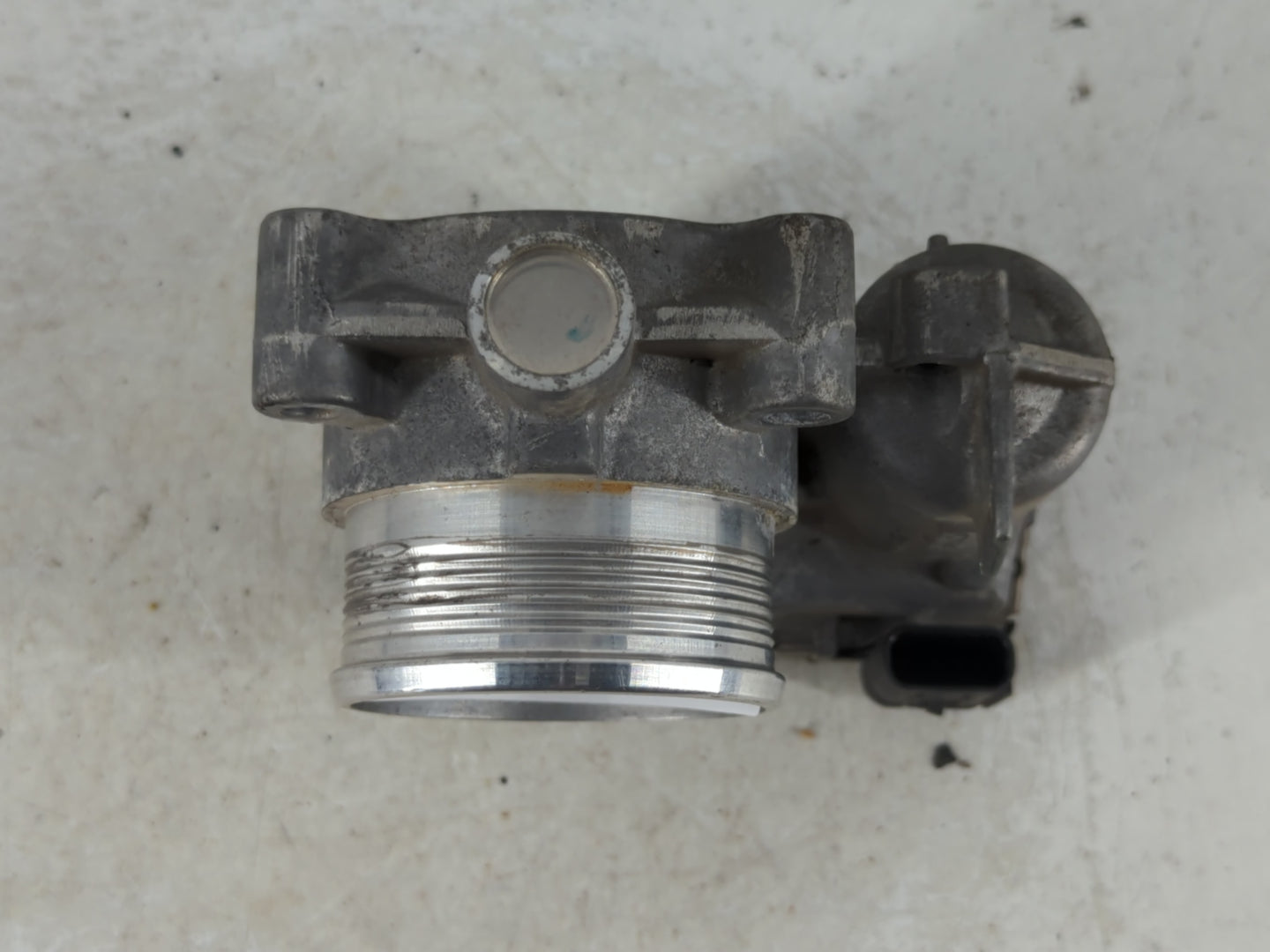 2014-2018 Ford Focus Throttle Body P/N:DS7E-9F991-BB Fits Fits 2014 2015 2016 2017 2018 2019 2020 2021 2022 OEM Used Auto Pa