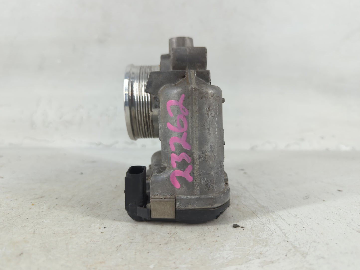 2014-2018 Ford Focus Throttle Body P/N:DS7E-9F991-BB Fits Fits 2014 2015 2016 2017 2018 2019 2020 2021 2022 OEM Used Auto Pa
