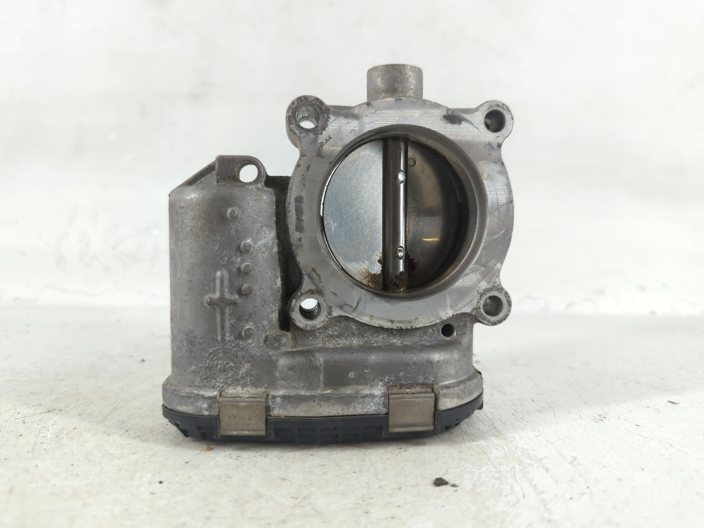 2014-2018 Ford Focus Throttle Body P/N:DS7E-9F991-BB Fits Fits 2014 2015 2016 2017 2018 2019 2020 2021 2022 OEM Used Auto Pa