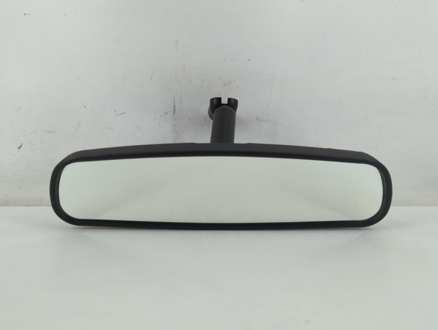 2010-2018 Ford Focus Interior Rear View Mirror Replacement OEM P/N:E8011681 Fits OEM Used Auto Parts - Oemusedautoparts1.com