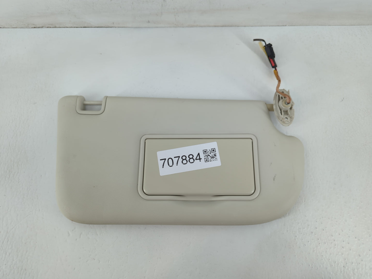 2013-2018 Ford Focus Sun Visor Shade Replacement Passenger Right Mirror Fits Fits 2013 2014 2015 2016 2017 2018 OEM Used Aut