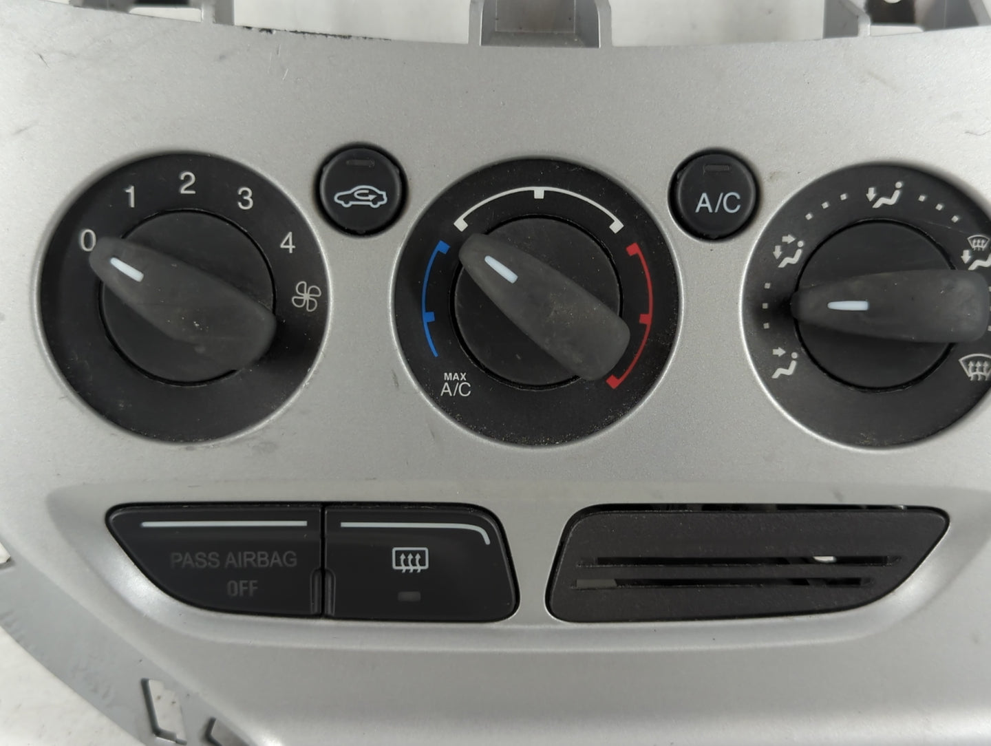 2013-2014 Ford Focus Climate Control Module Temperature AC/Heater Replacement P/N:CM5T-19980-AF Fits Fits 2013 2014 OEM Used