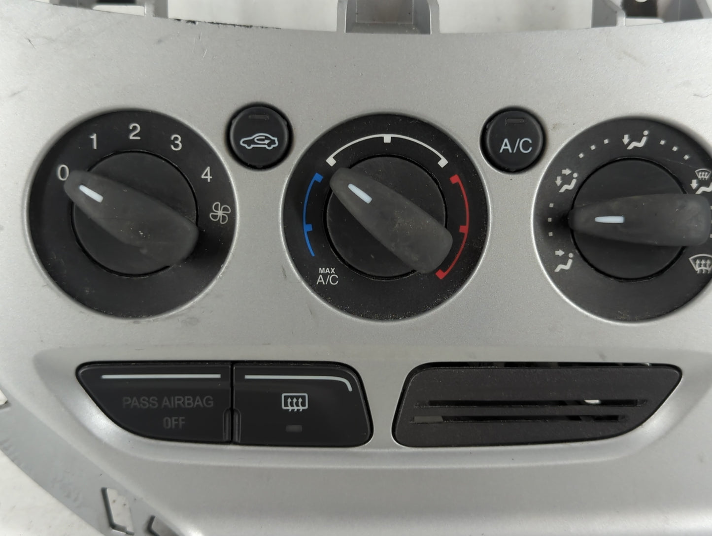 2013-2014 Ford Focus Climate Control Module Temperature AC/Heater Replacement P/N:CM5T-19980-AF Fits Fits 2013 2014 OEM Used