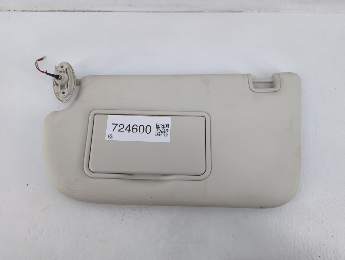 2013-2018 Ford Focus Sun Visor Shade Replacement Driver Left Mirror Fits Fits 2013 2014 2015 2016 2017 2018 OEM Used Auto Pa