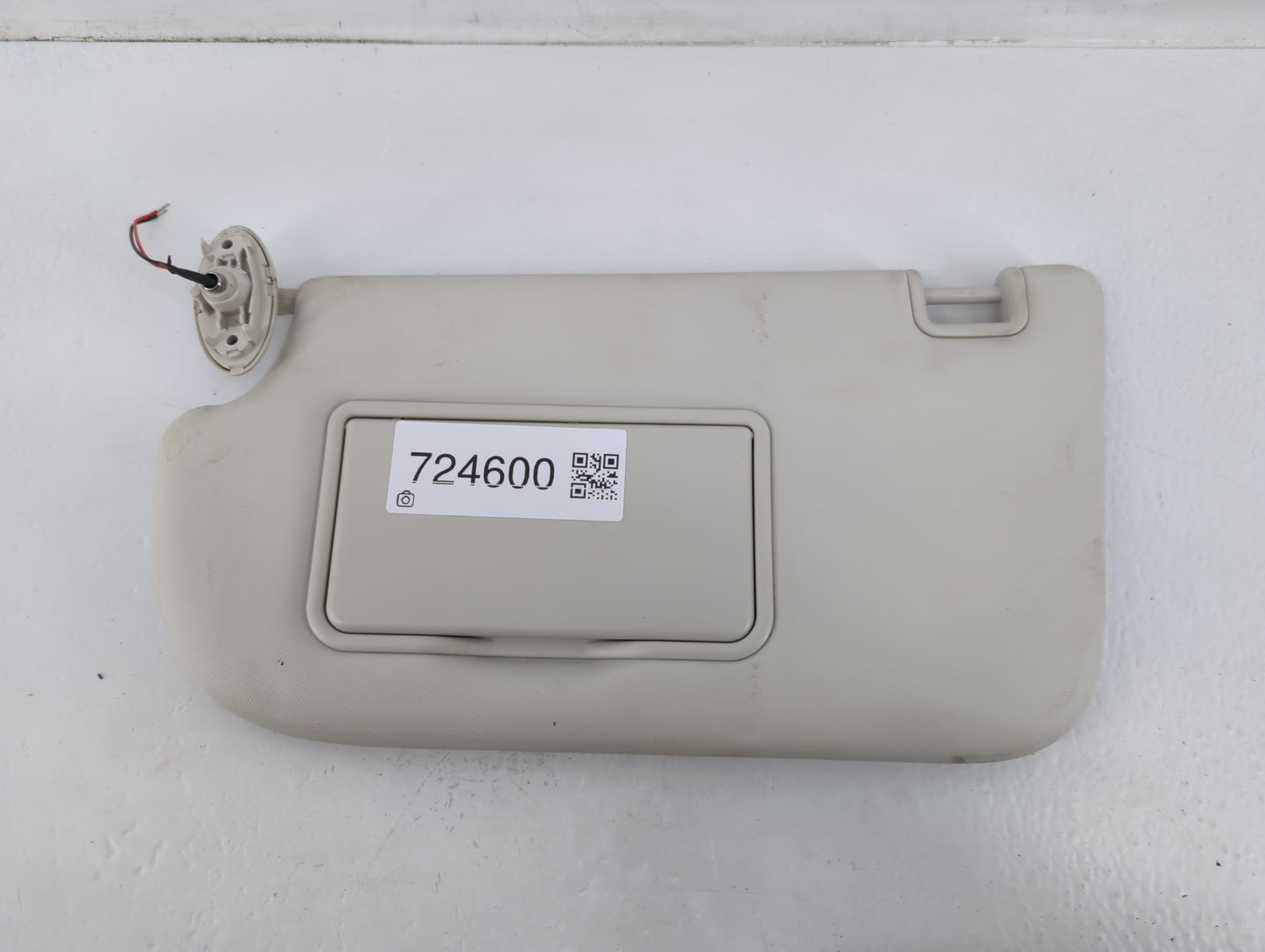 2013-2018 Ford Focus Sun Visor Shade Replacement Driver Left Mirror Fits Fits 2013 2014 2015 2016 2017 2018 OEM Used Auto Pa