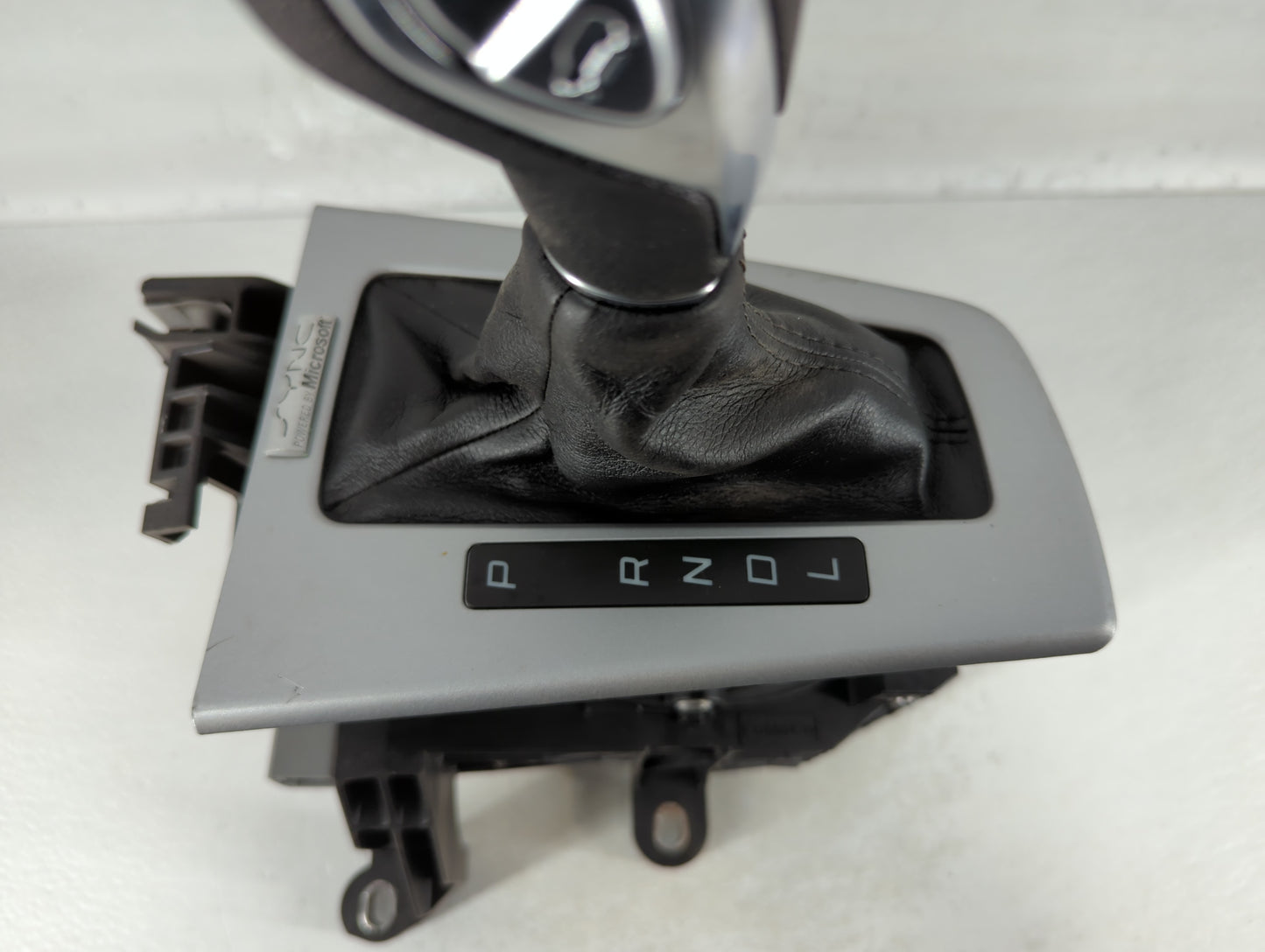 2014 Ford Focus Floor Console Assembly Shifter Black - Oemusedautoparts1.com