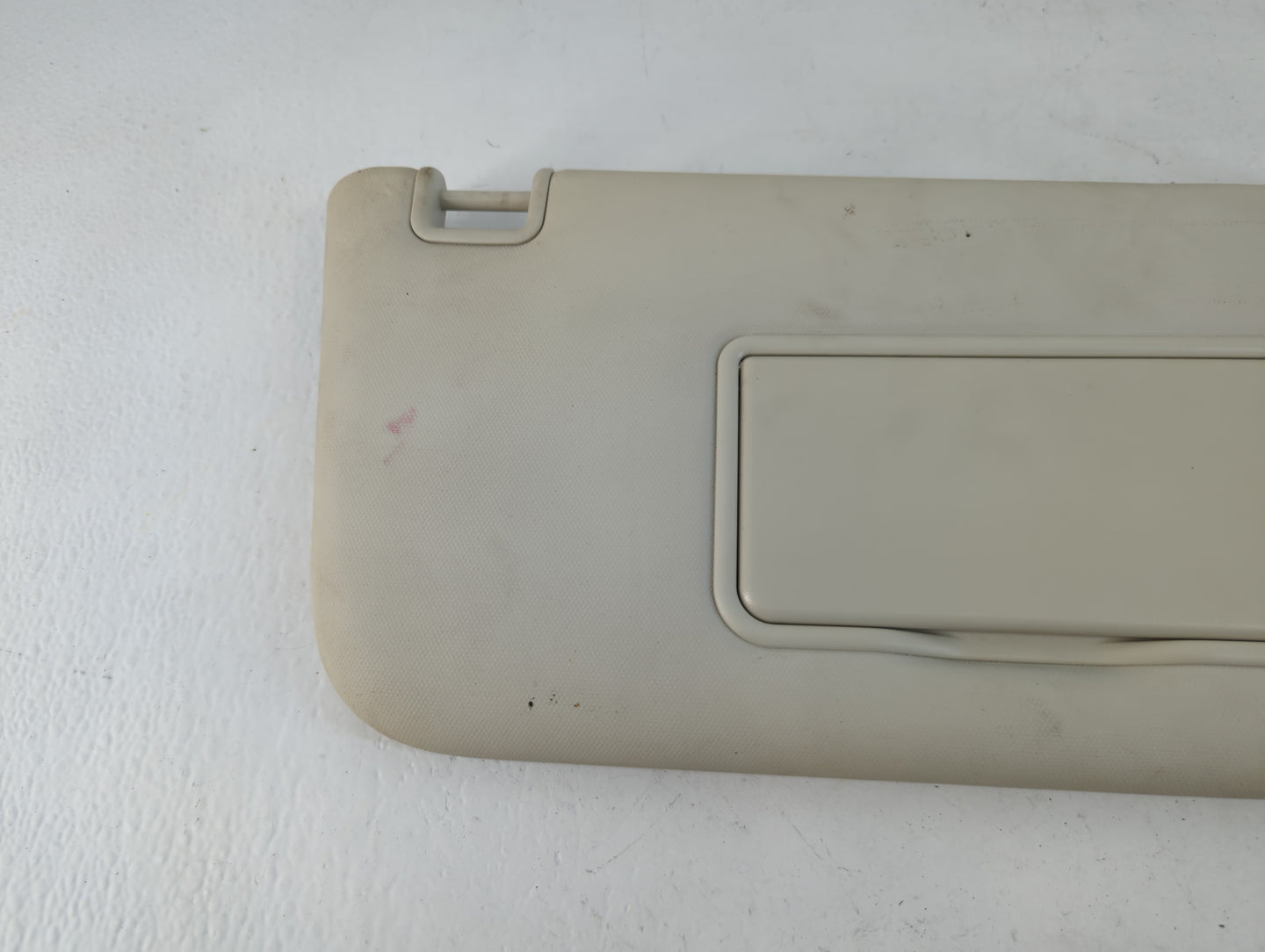 2013-2018 Ford Focus Sun Visor Shade Replacement Passenger Right Mirror Fits Fits 2013 2014 2015 2016 2017 2018 OEM Used Aut