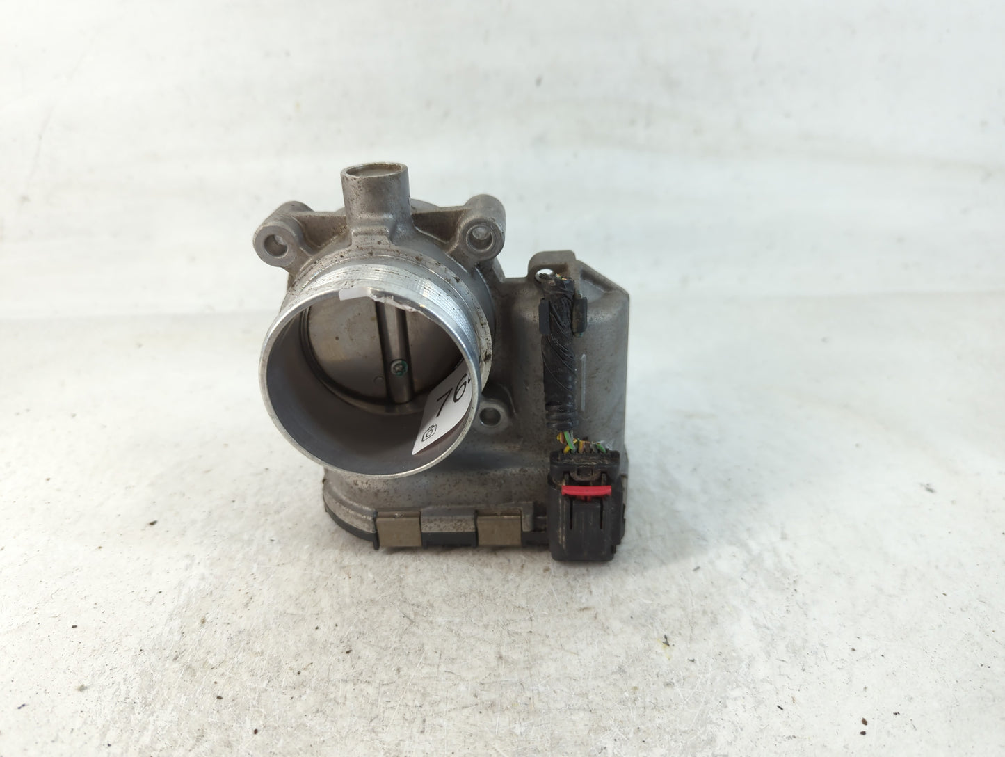 2014-2018 Ford Focus Throttle Body P/N:DS7E-9F991-BB Fits Fits 2014 2015 2016 2017 2018 2019 2020 2021 2022 OEM Used Auto Pa