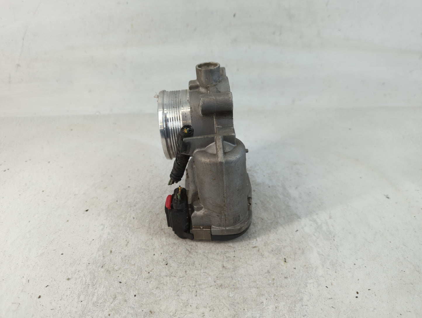 2014-2018 Ford Focus Throttle Body P/N:DS7E-9F991-BB Fits Fits 2014 2015 2016 2017 2018 2019 2020 2021 2022 OEM Used Auto Pa