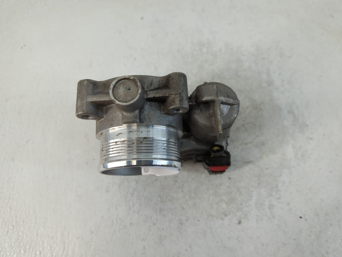 2014-2018 Ford Focus Throttle Body P/N:DS7E-9F991-BB Fits Fits 2014 2015 2016 2017 2018 2019 2020 2021 2022 OEM Used Auto Pa