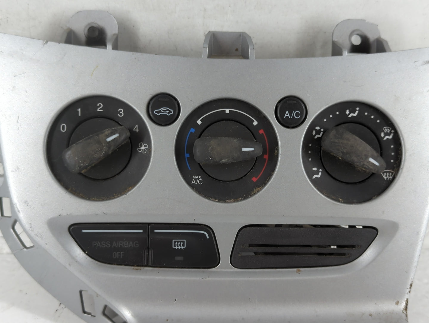 2013-2014 Ford Focus Climate Control Module Temperature AC/Heater Replacement P/N:E1062773 CM5T-19980-AE Fits Fits 2013 2014