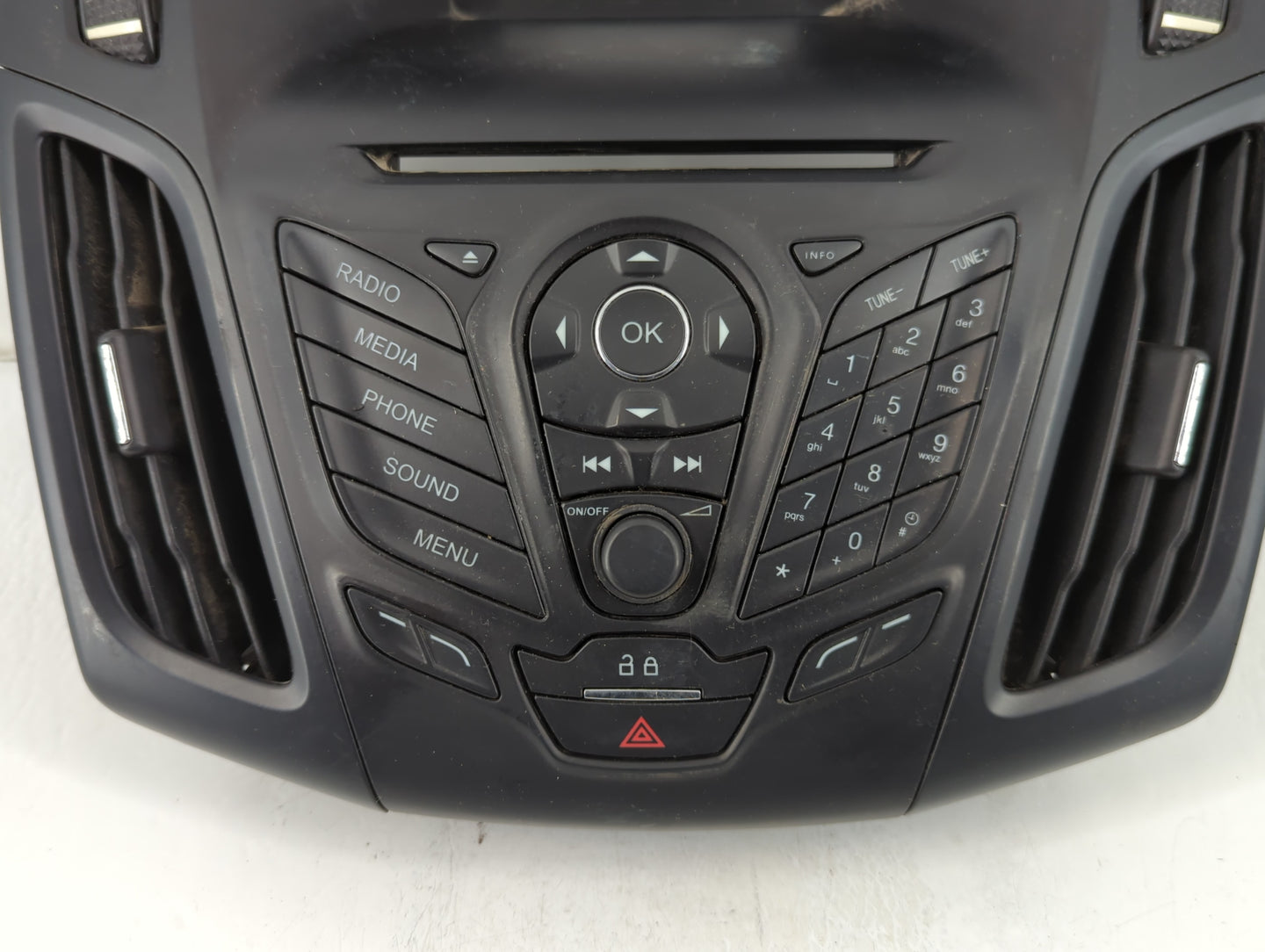 2013-2014 Ford Focus Radio Control Panel - Oemusedautoparts1.com
