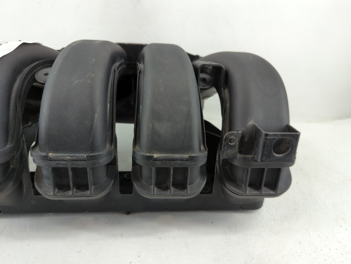 2012-2018 Ford Focus Air Intake Manifold P/N:CM5E-9424-BC Fits Fits 2012 2013 2014 2015 2016 2017 2018 2019 2020 2021 2022 O