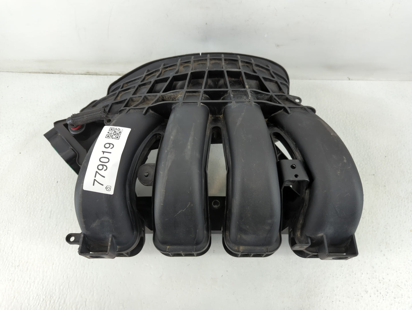 2012-2018 Ford Focus Air Intake Manifold P/N:CM5E-9424-BC Fits Fits 2012 2013 2014 2015 2016 2017 2018 2019 2020 2021 2022 O