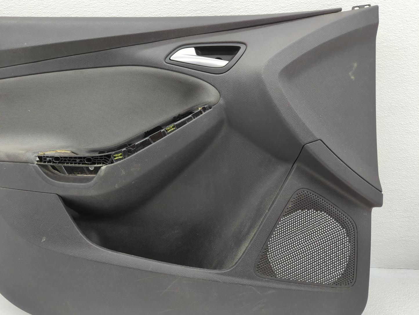 2014 Ford Focus Front Left Driver Interior Door Panel Trim - Oemusedautoparts1.com