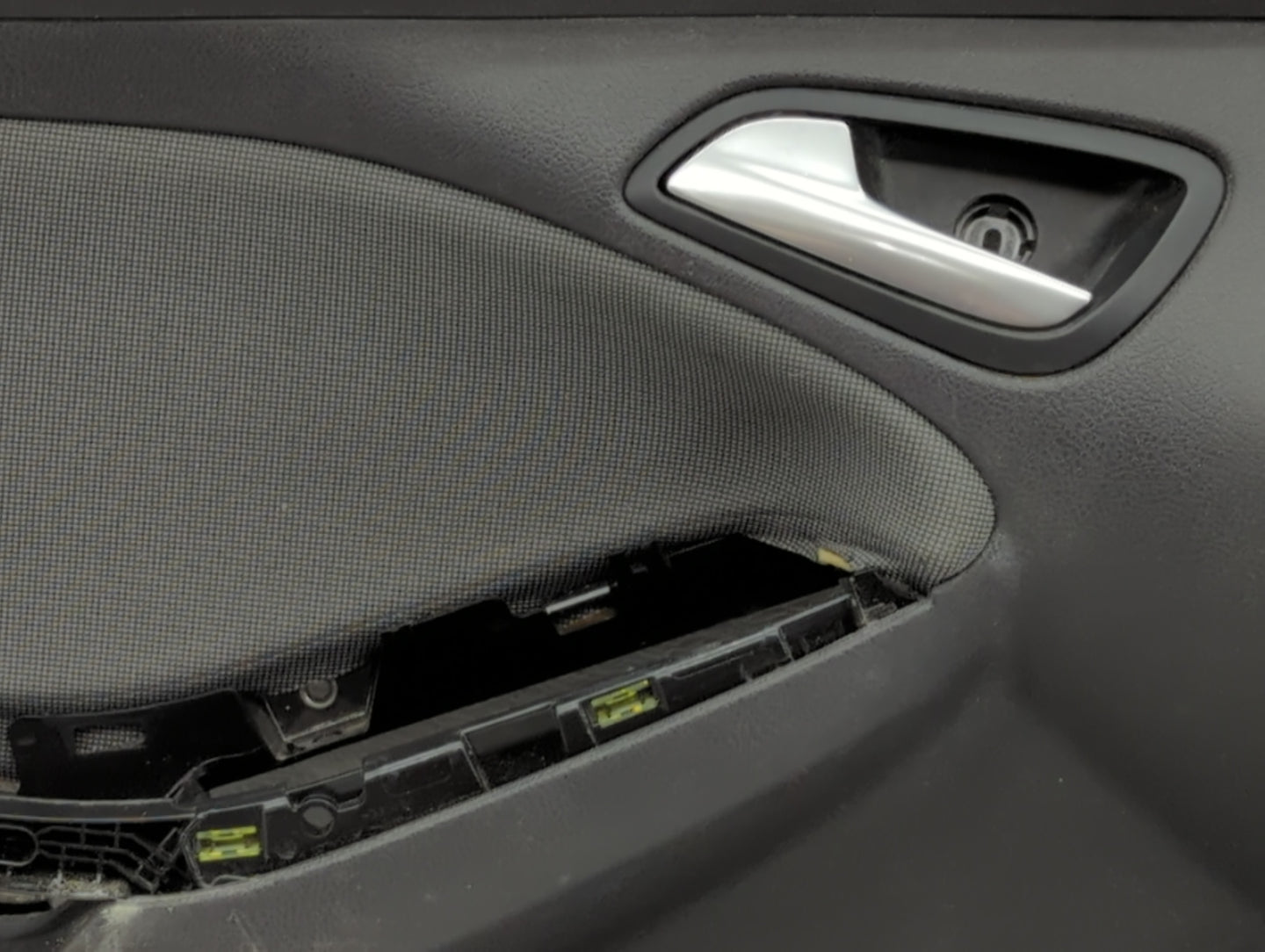 2014 Ford Focus Front Left Driver Interior Door Panel Trim - Oemusedautoparts1.com