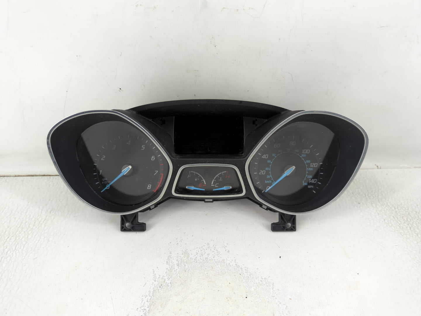 2013-2014 Ford Focus Instrument Cluster Speedometer Gauges P/N:CM5T-10849-CTF Fits Fits 2013 2014 OEM Used Auto Parts - Oemu