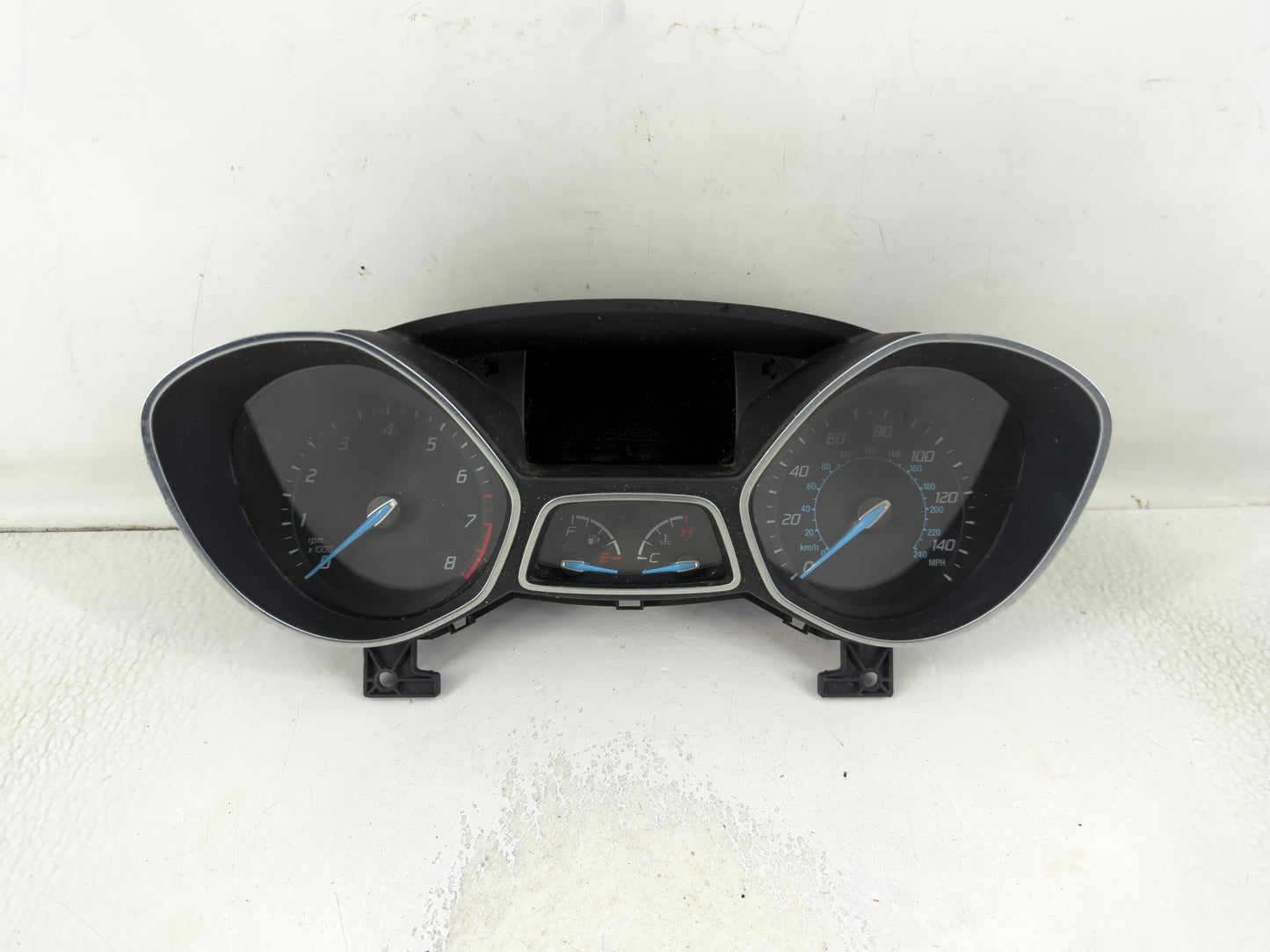 2013-2014 Ford Focus Instrument Cluster Speedometer Gauges P/N:CM5T-10849-CTF Fits Fits 2013 2014 OEM Used Auto Parts - Oemu