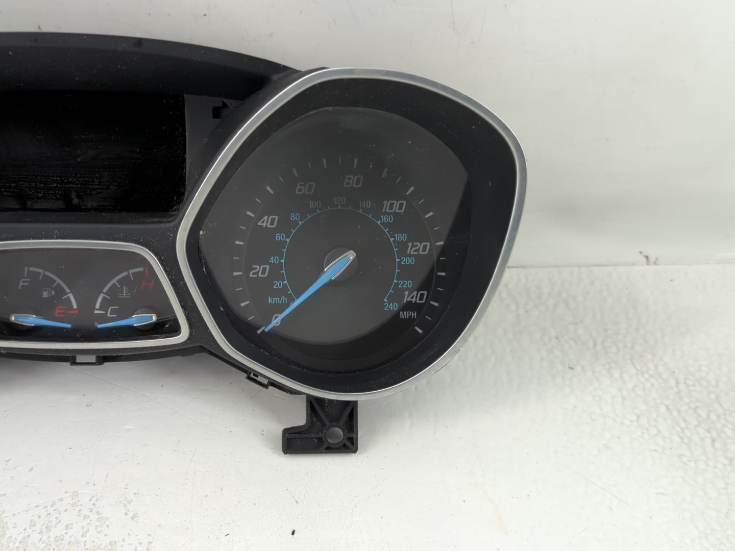 2013-2014 Ford Focus Instrument Cluster Speedometer Gauges P/N:CM5T-10849-CTF Fits Fits 2013 2014 OEM Used Auto Parts - Oemu