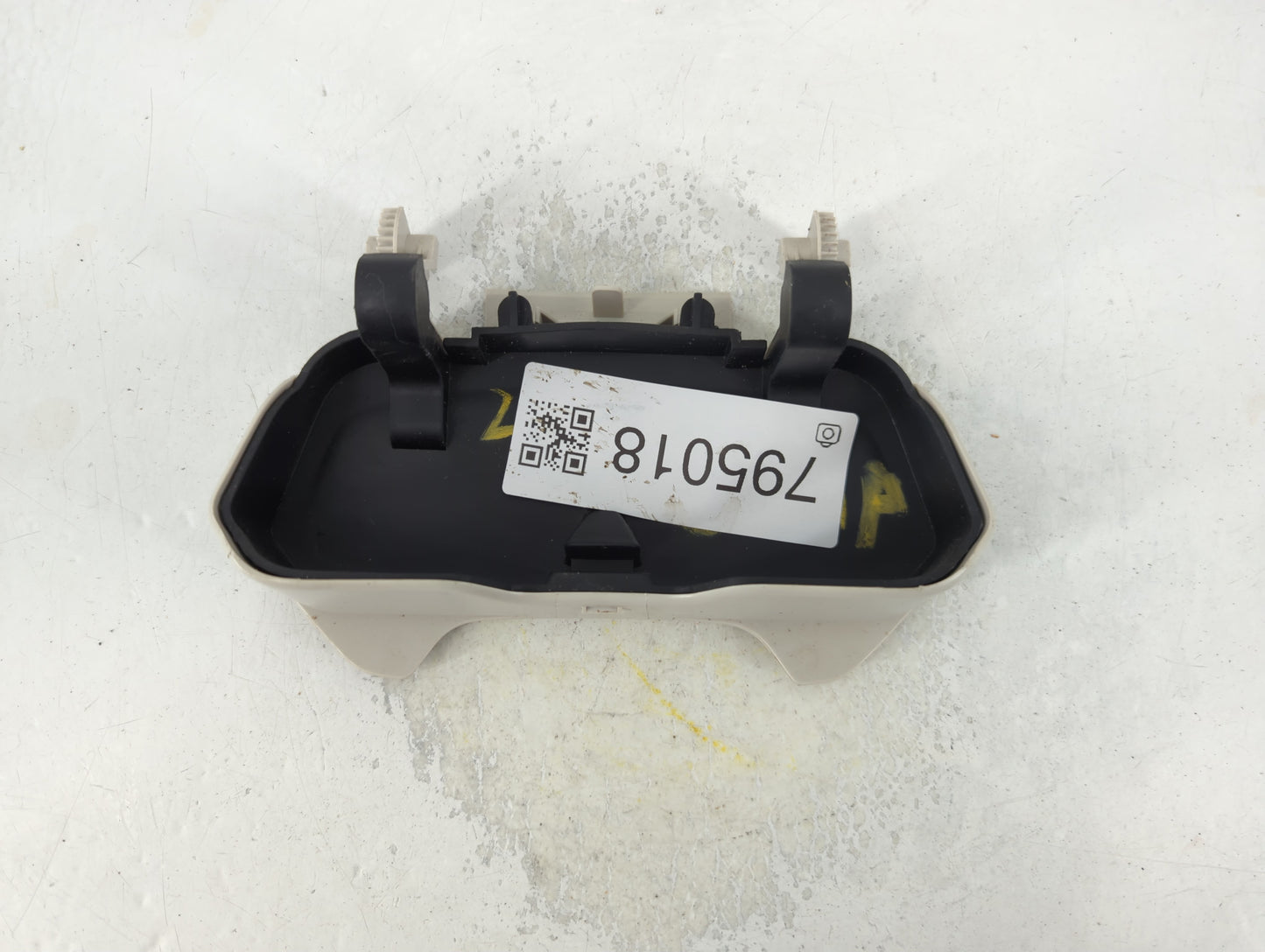 2012-2018 Ford Focus Center Console Armrest Cover Lid Fits Fits 2012 2013 2014 2015 2016 2017 2018 OEM Used Auto Parts - Oem