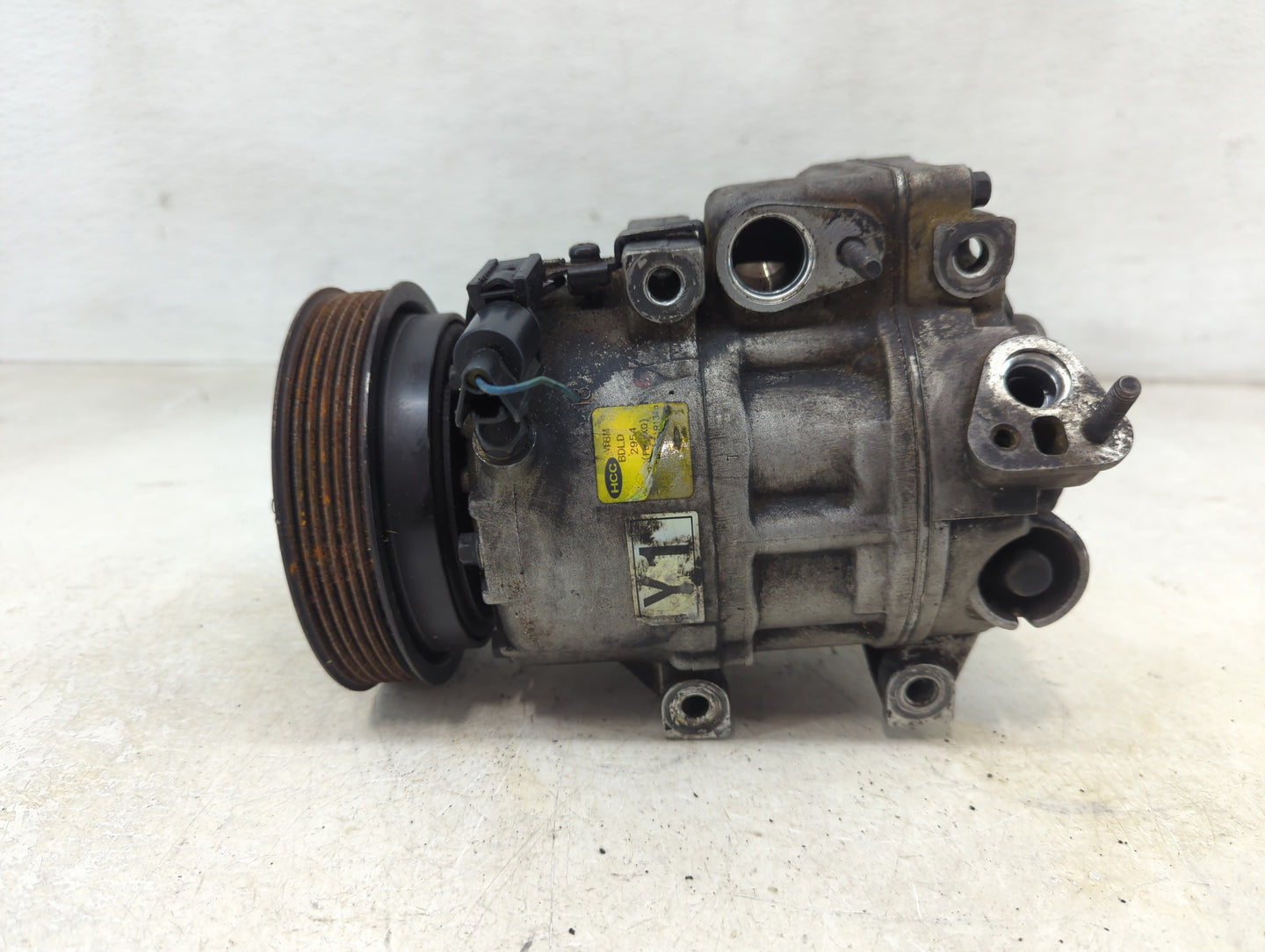 2013-2016 Ford Focus Air Conditioning A/c Ac Compressor Oem - Oemusedautoparts1.com