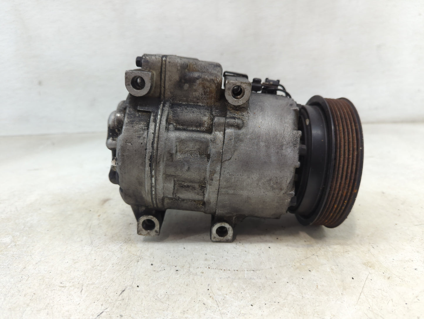 2013-2016 Ford Focus Air Conditioning A/c Ac Compressor Oem - Oemusedautoparts1.com