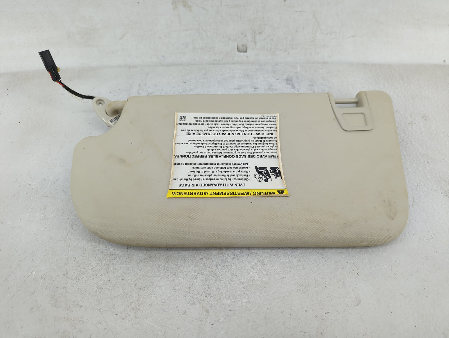 2013-2018 Ford Focus Sun Visor Shade Replacement Passenger Right Mirror Fits Fits 2013 2014 2015 2016 2017 2018 OEM Used Aut