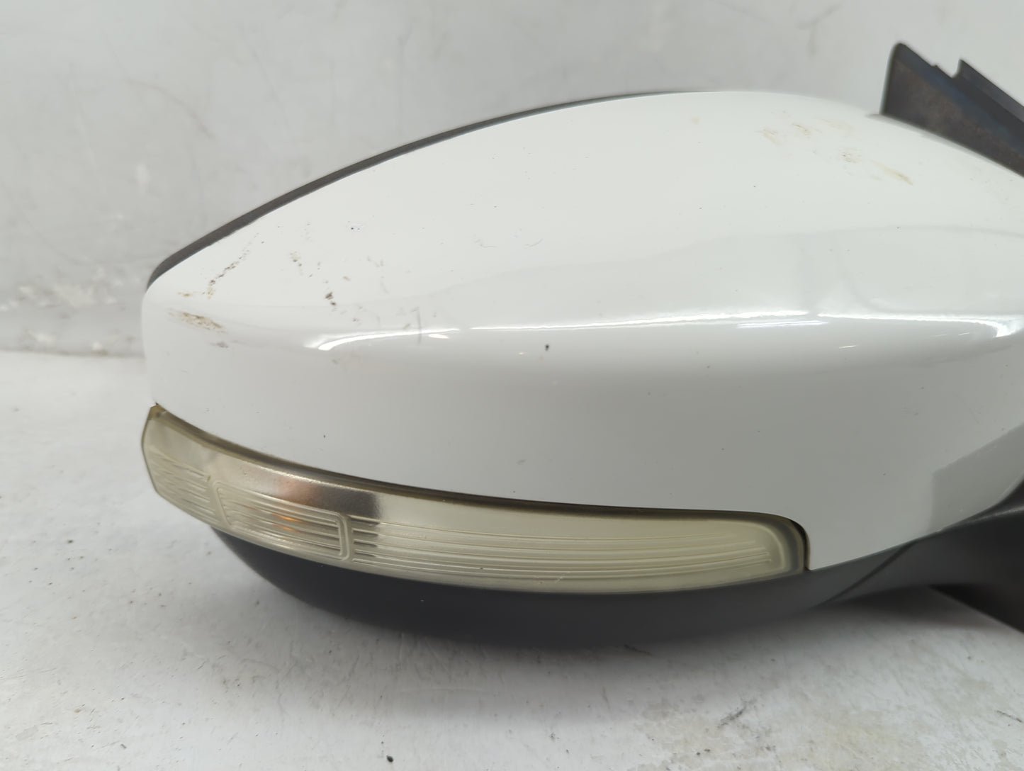 2012-2014 Ford Focus Passenger Side View Mirror - Right Door Mirror OEM Used - Oemusedautoparts1.com