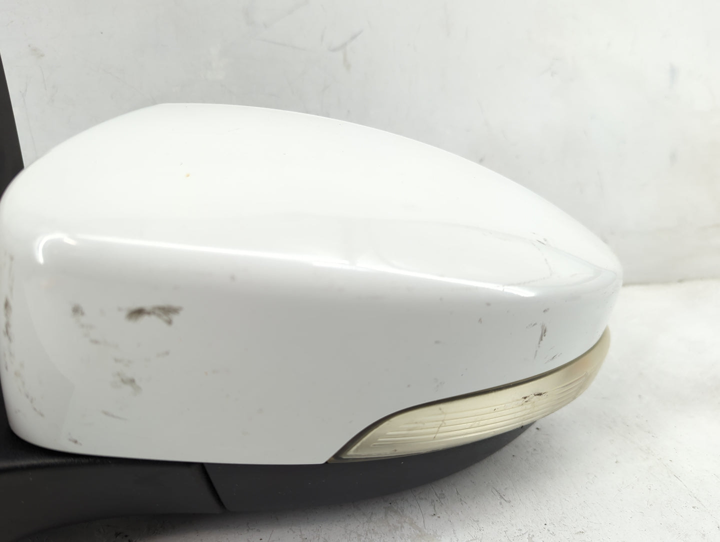2012-2014 Ford Focus Driver Side View Mirror - Left Door Mirror OEM Used - Oemusedautoparts1.com