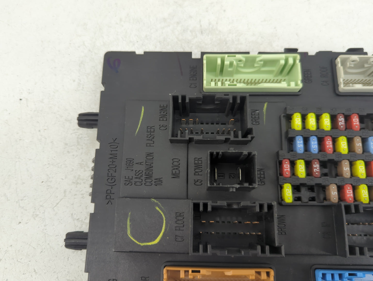 2014-2014 Ford Focus Body Control Module Bcm Inner Cabin Fuse Box - Oemusedautoparts1.com