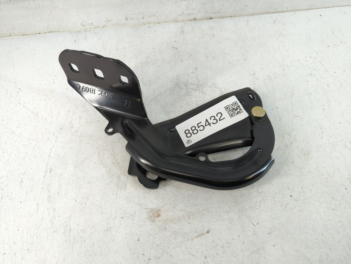 2014 Ford Focus Passenger Right Hood Hinge - Oemusedautoparts1.com