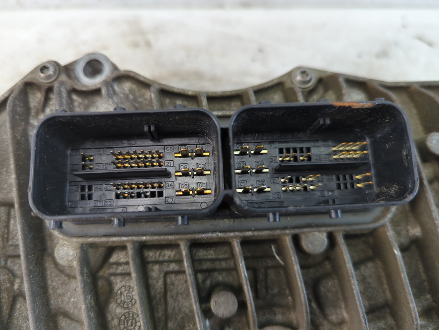 2012-2018 Ford Focus Pressure Sensor Control Module Ae8p-14f085-ae - Oemusedautoparts1.com