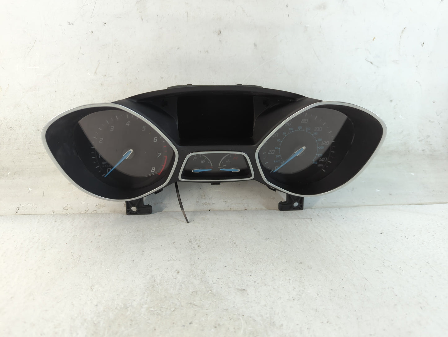 2013-2014 Ford Focus Instrument Cluster Speedometer Gauges P/N:CM5T-10849-CTG Fits Fits 2013 2014 OEM Used Auto Parts - Oemu