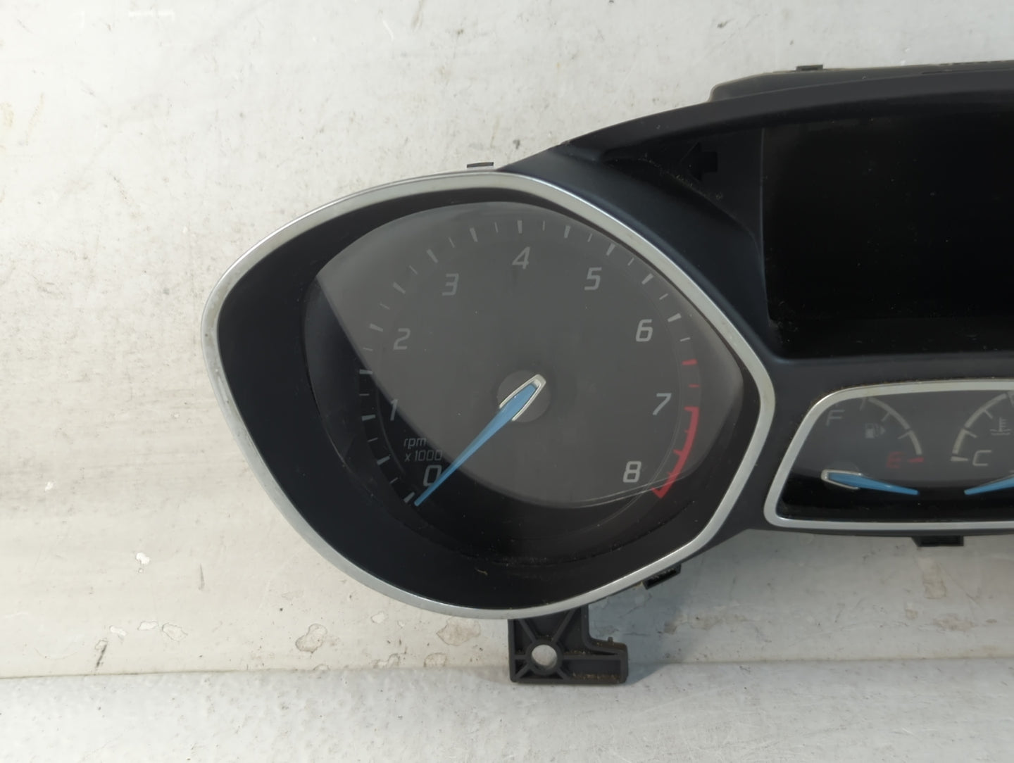 2013-2014 Ford Focus Instrument Cluster Speedometer Gauges P/N:CM5T-10849-CTG Fits Fits 2013 2014 OEM Used Auto Parts - Oemu