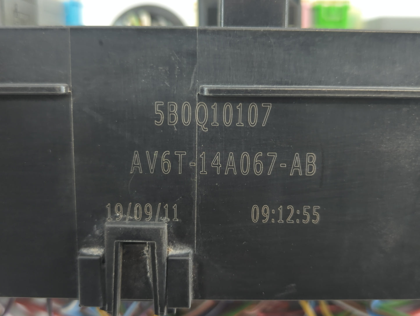 2012-2014 Ford Focus Fusebox Fuse Box Panel Relay Module P/N:AV6T-14A067-AB 5B0Q10107 Fits Fits 2012 2013 2014 OEM Used Auto