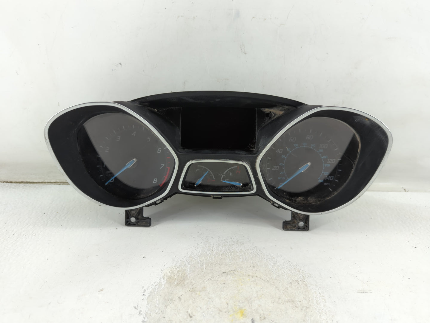 2013-2014 Ford Focus Instrument Cluster Speedometer Gauges P/N:CM5T-10849-CTG Fits Fits 2013 2014 OEM Used Auto Parts - Oemu