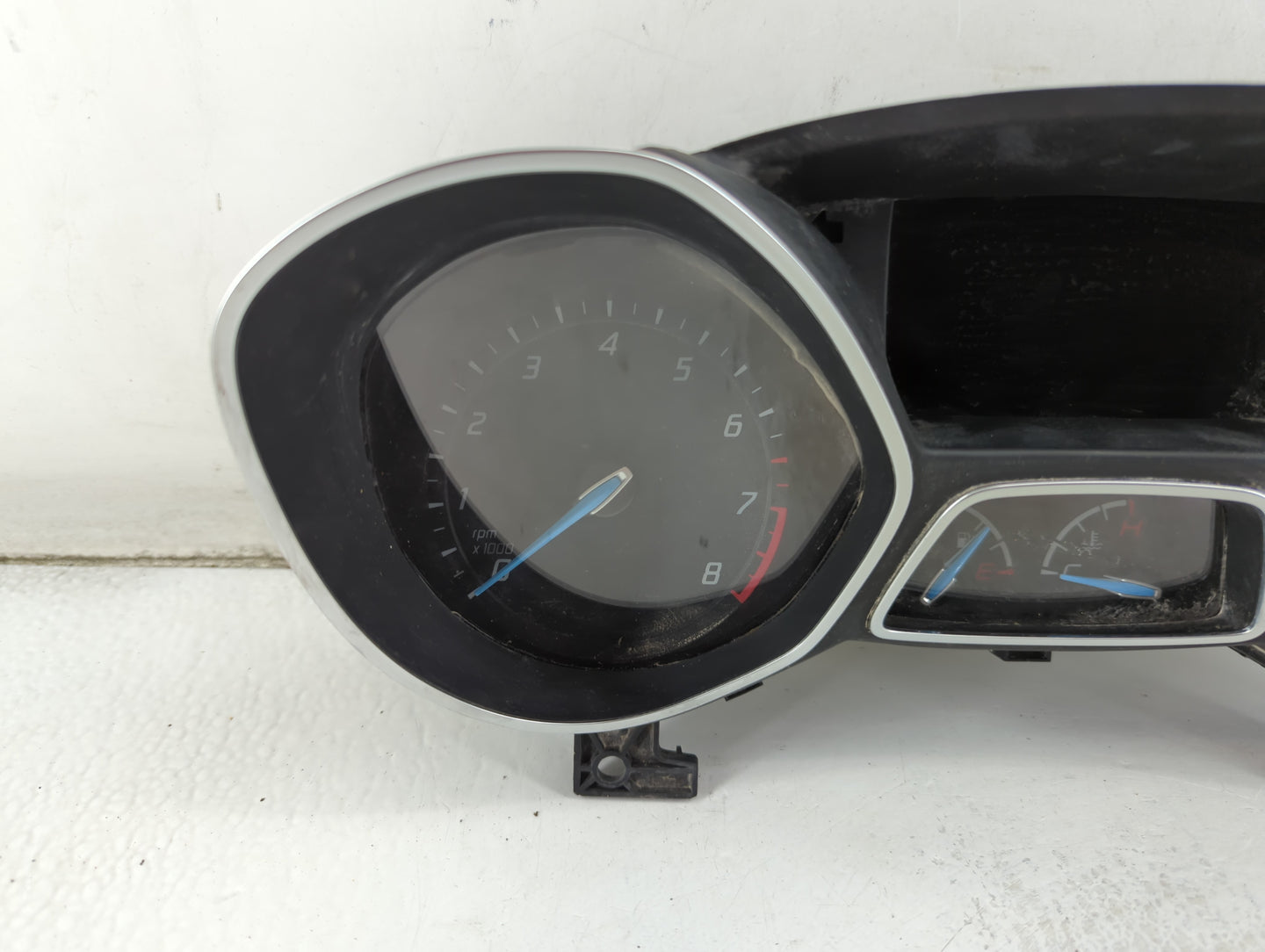 2013-2014 Ford Focus Instrument Cluster Speedometer Gauges P/N:CM5T-10849-CTG Fits Fits 2013 2014 OEM Used Auto Parts - Oemu