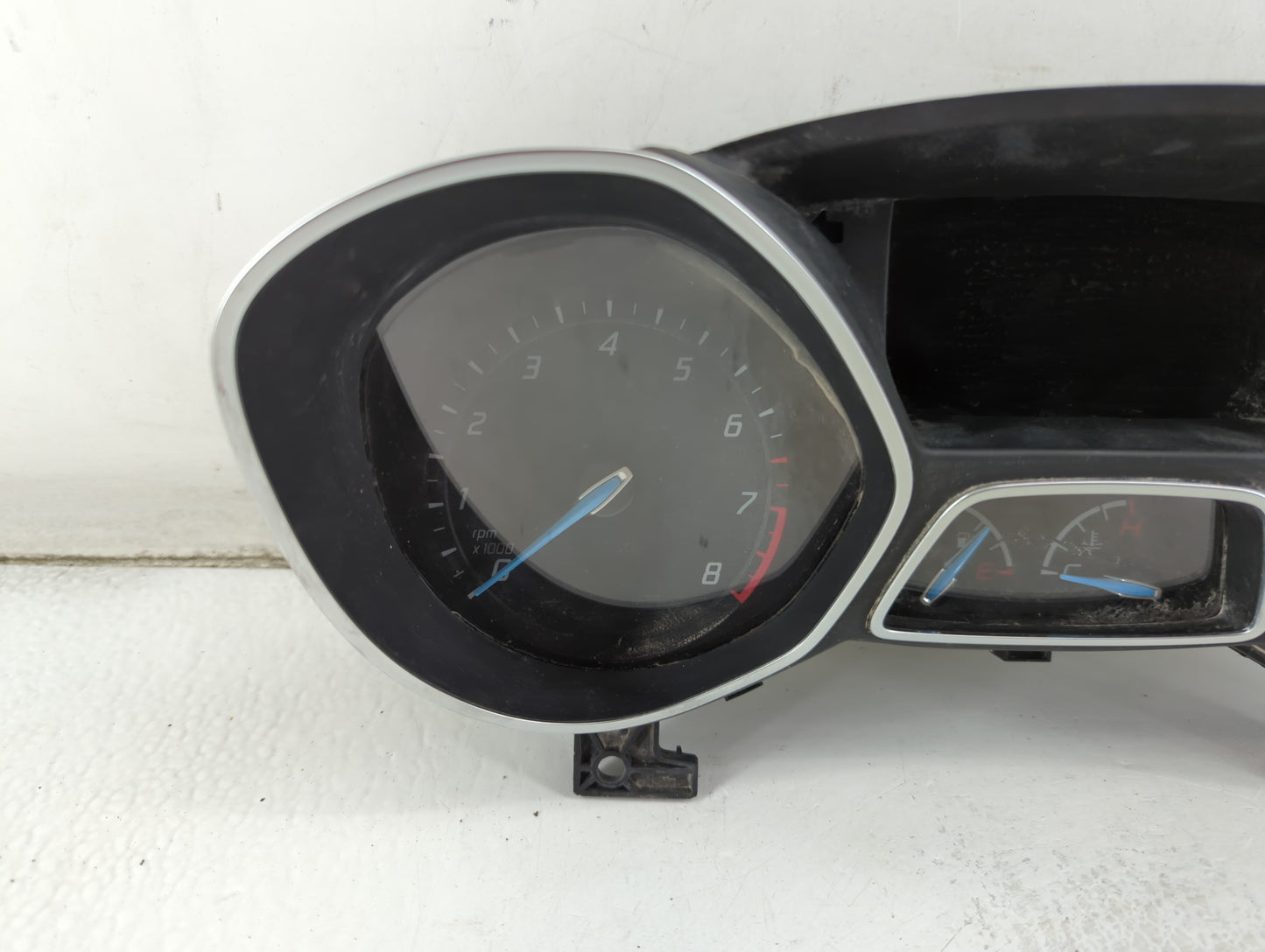 2013-2014 Ford Focus Instrument Cluster Speedometer Gauges P/N:CM5T-10849-CTG Fits Fits 2013 2014 OEM Used Auto Parts - Oemu