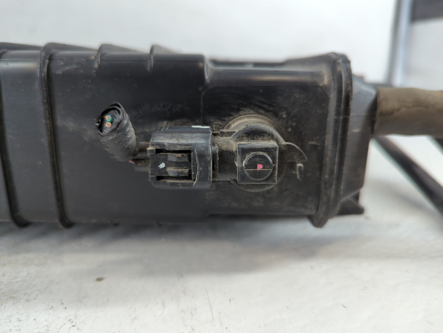2014 Ford Focus Fuel Vapor Charcoal Canister Black - Oemusedautoparts1.com